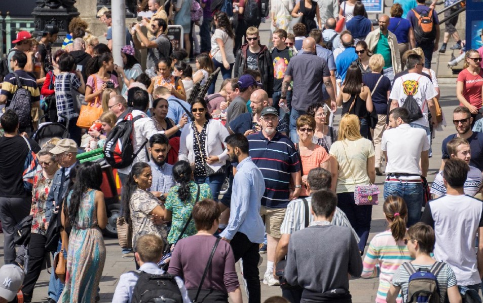 Illustration de l'article : In-Memory Giving in Multicultural Britain – Legacy Foresight – 2025